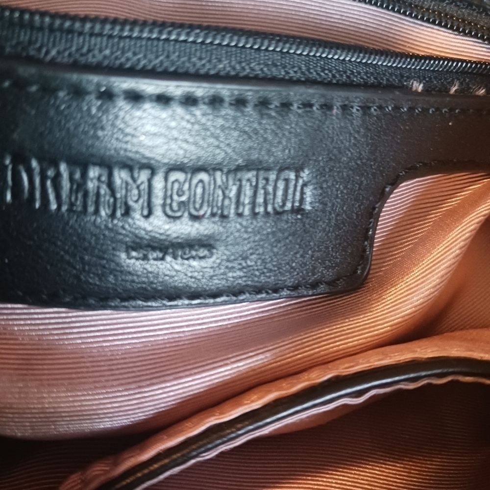 Dream Control Handbag - Picture 5 of 6